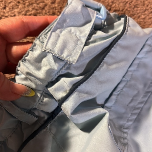 Kids ski / snowboard pants.
Adjustable waist - Picture 7 of 8